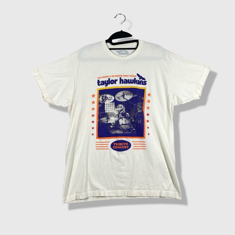 Taylor Hawkins Tribute Concert T Shirt Mens Large Cream Rock Band Tee 2022